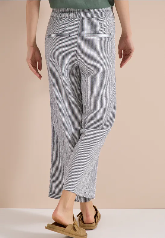 Wide Leg Hose in Seersuckerqualität