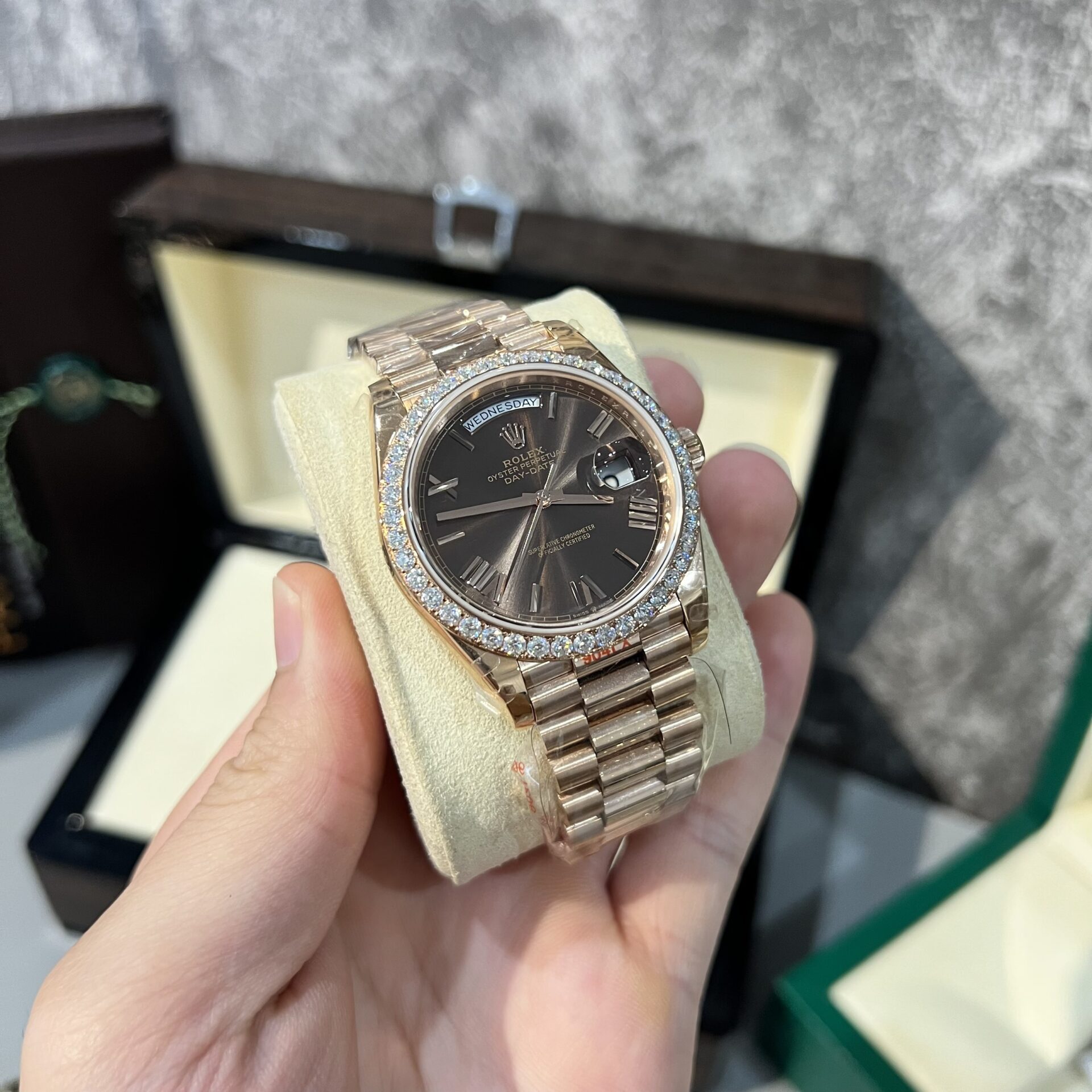 Rolex Day-Date 228235 RG Plated Chocolate Dial With Diamonds 40mm Super Clone