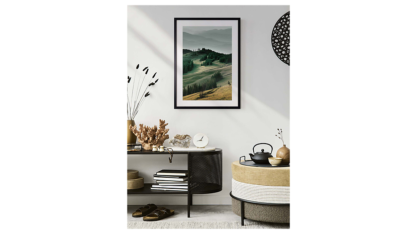 Obraz w ramie View Of The Green Hills 53x73 cm