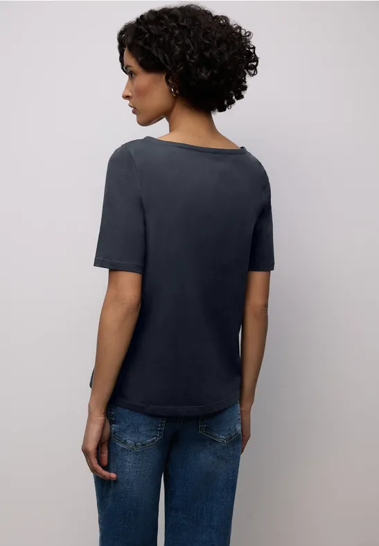 Basic T-Shirt mit U-Boot-Ausschnitt