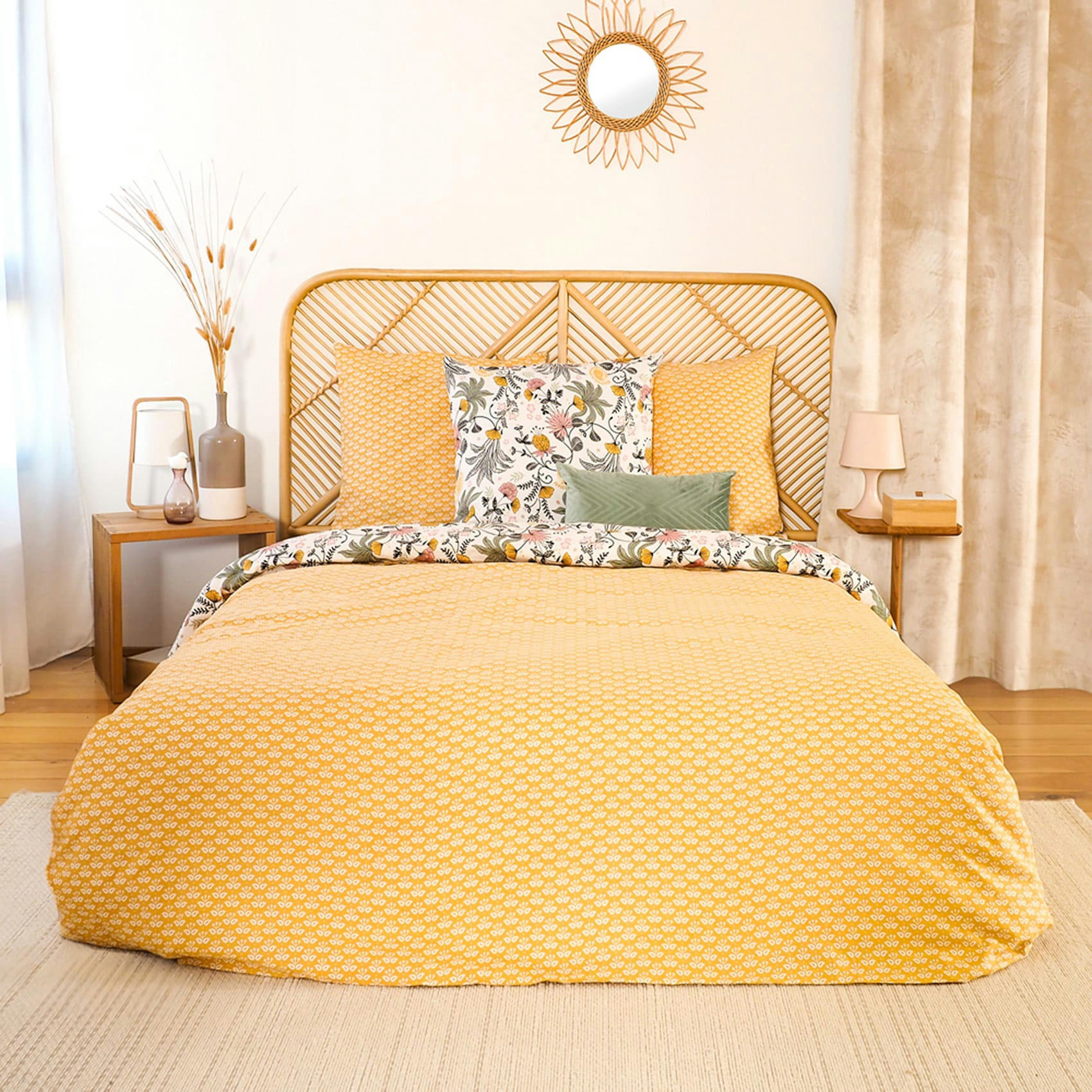 - Parure fleurie en satin de coton bio jaune 260x240 cm