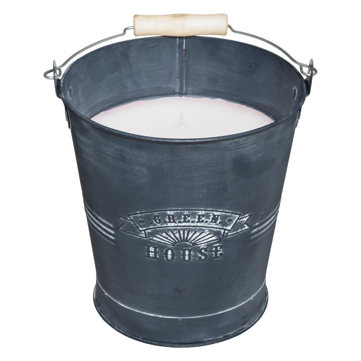 Scented candle "House" 700g