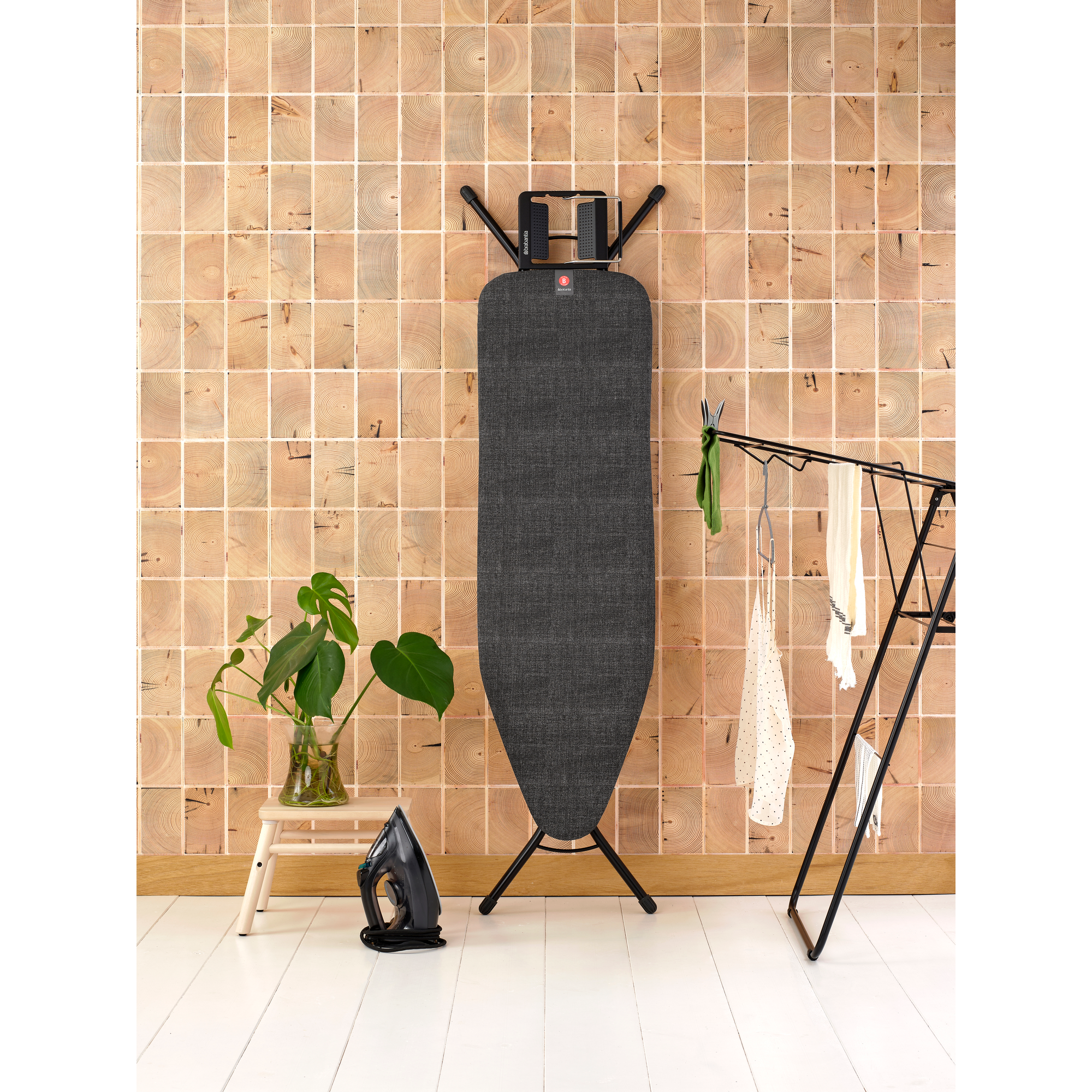 Brabantia Strijkplank B, 124x38 cm, strijkerhouder - Denim Black
