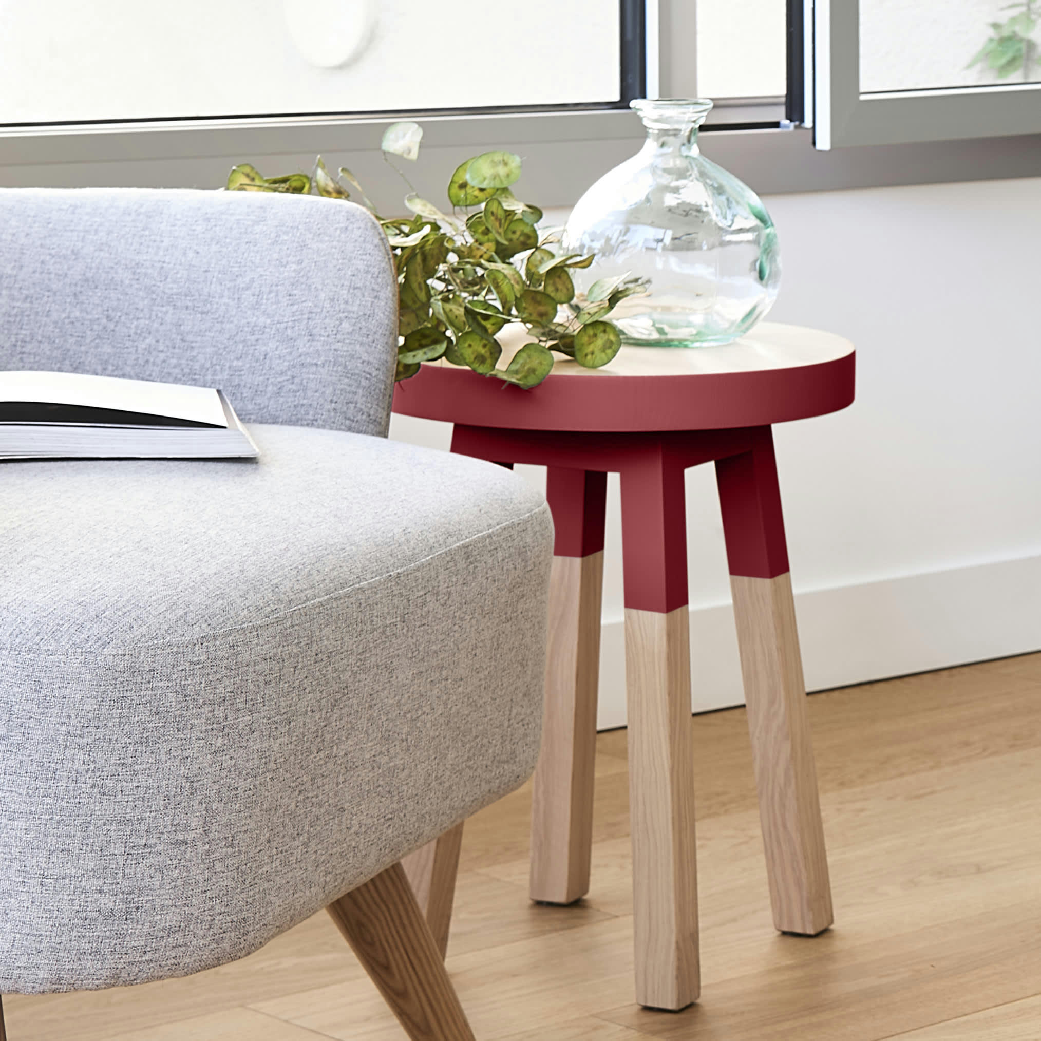 EGEE - Lot de 2 tabourets, assise diamètre 35 cm, 100% frêne massif rouge de
