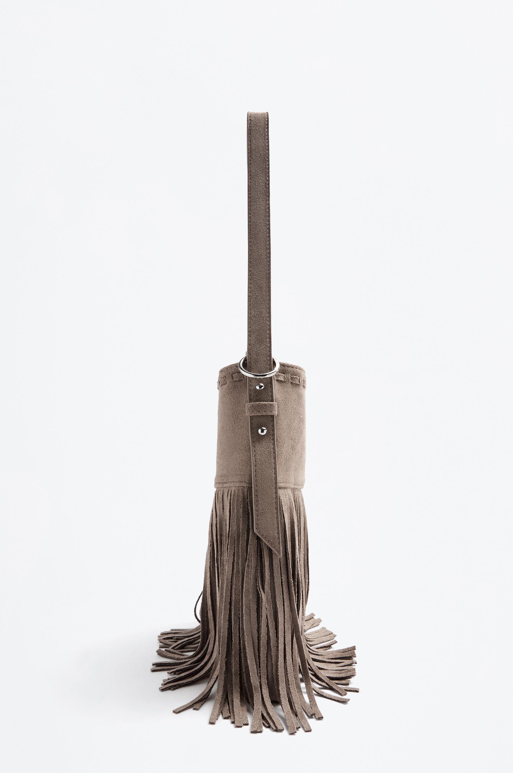 Bolso bucket flecos