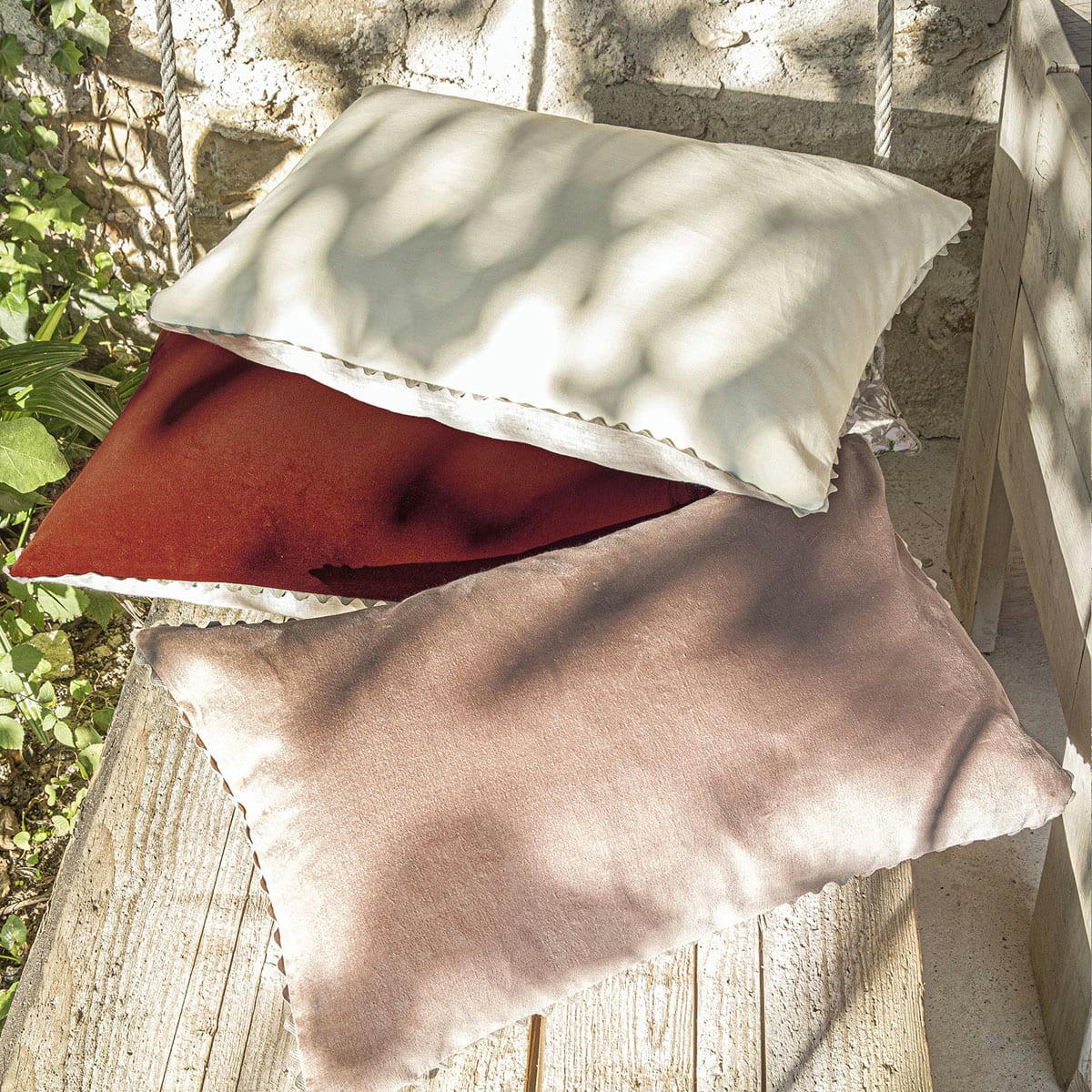 VELIN - Housse de coussin en velour de coton rouge 40x60