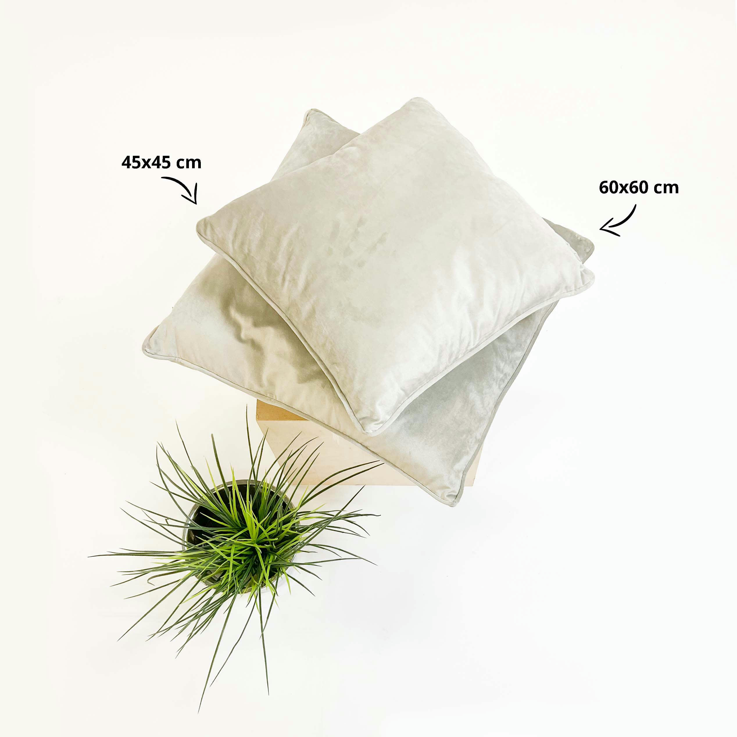 FINN - Coussin - beige en velours 60x60 cm uni
