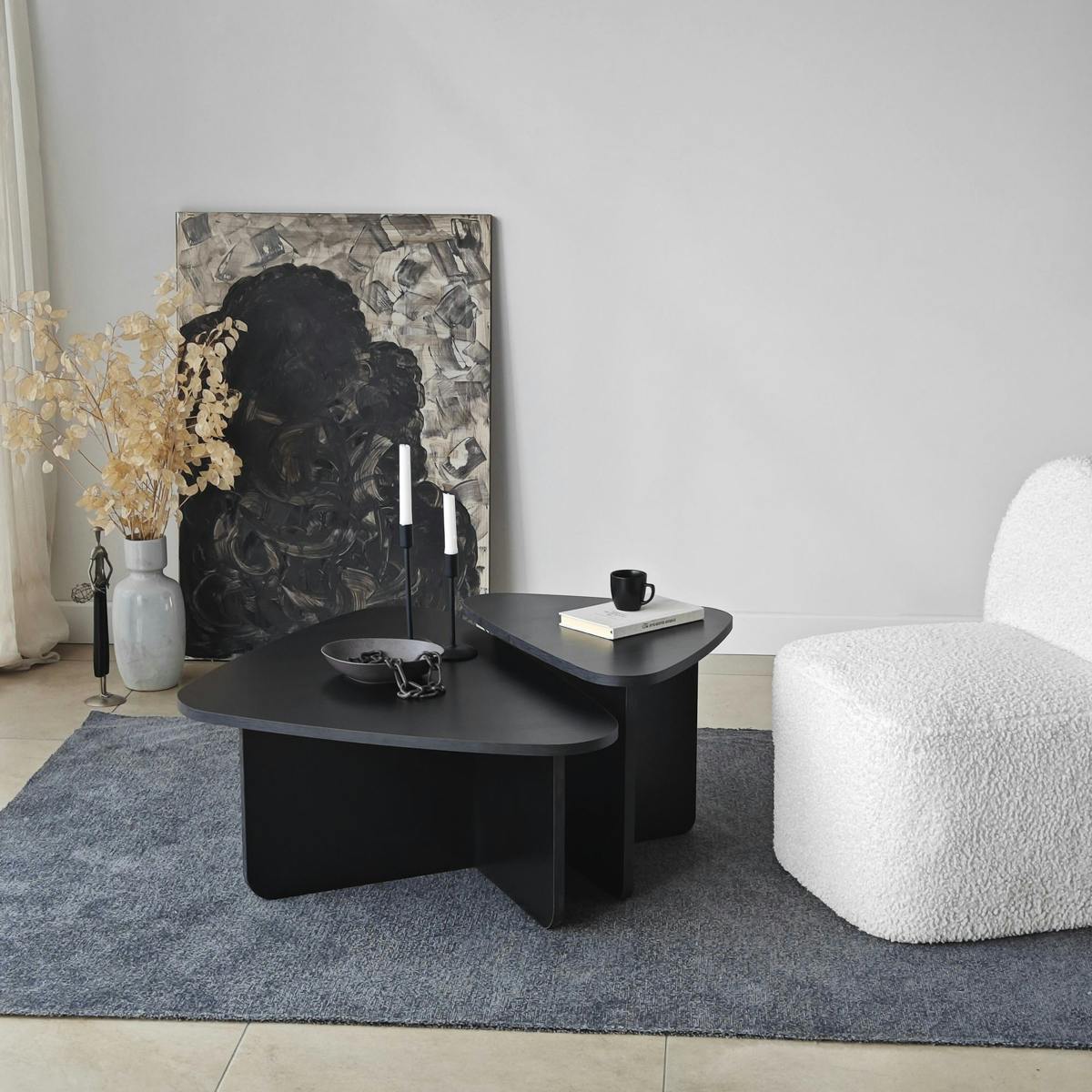 Table basse gigogne noire, triangle organique (x2) MARFA