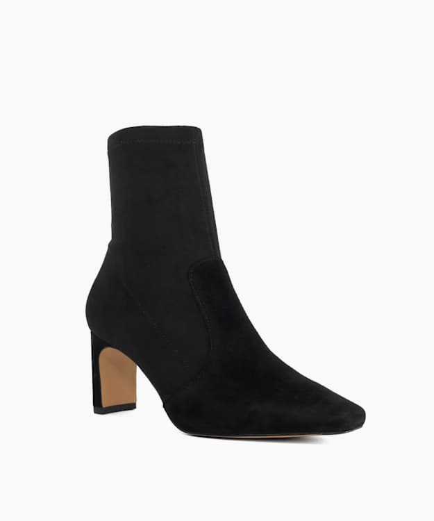 Olexa Black - Block-Heeled Ankle Boots