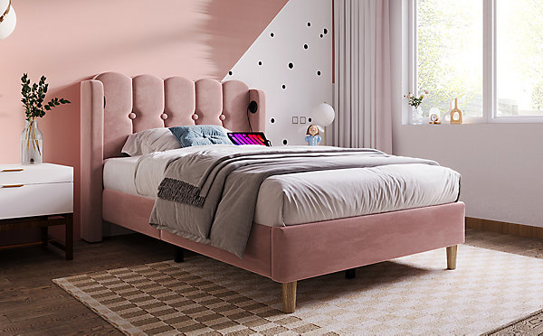 Lit 90x200 cm tapisse velours rose avec tete de lit rembourree et prise USB Type C integree