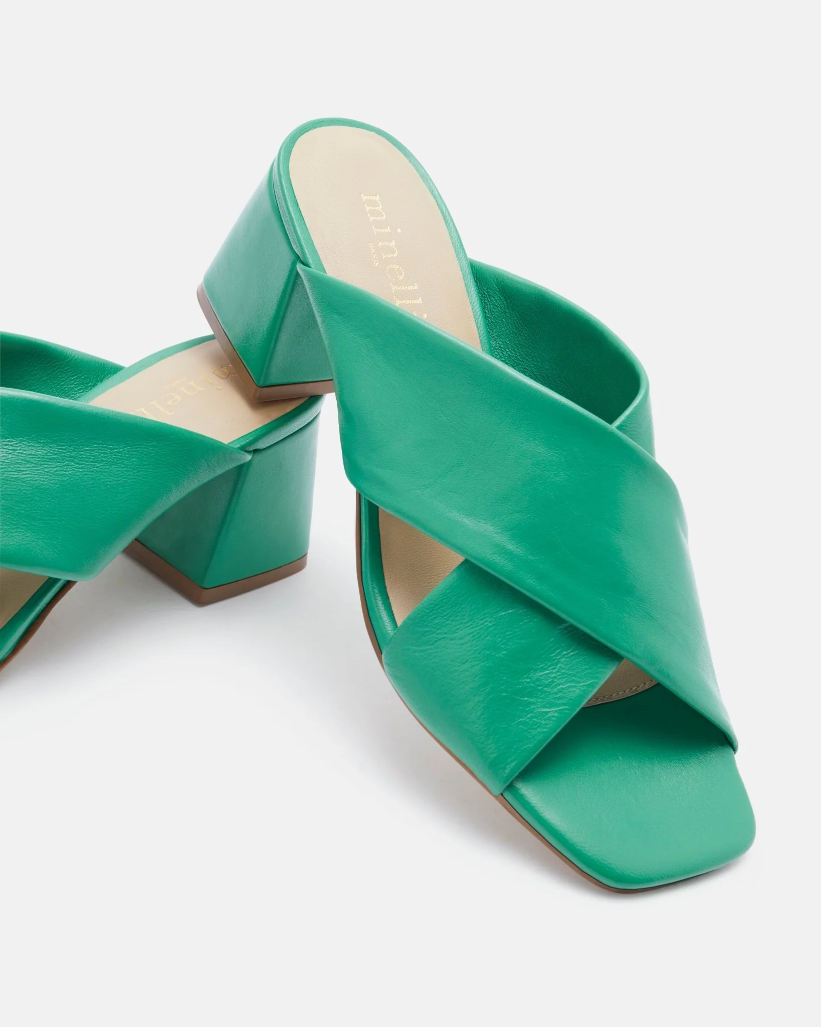 MULES MINAO JADE