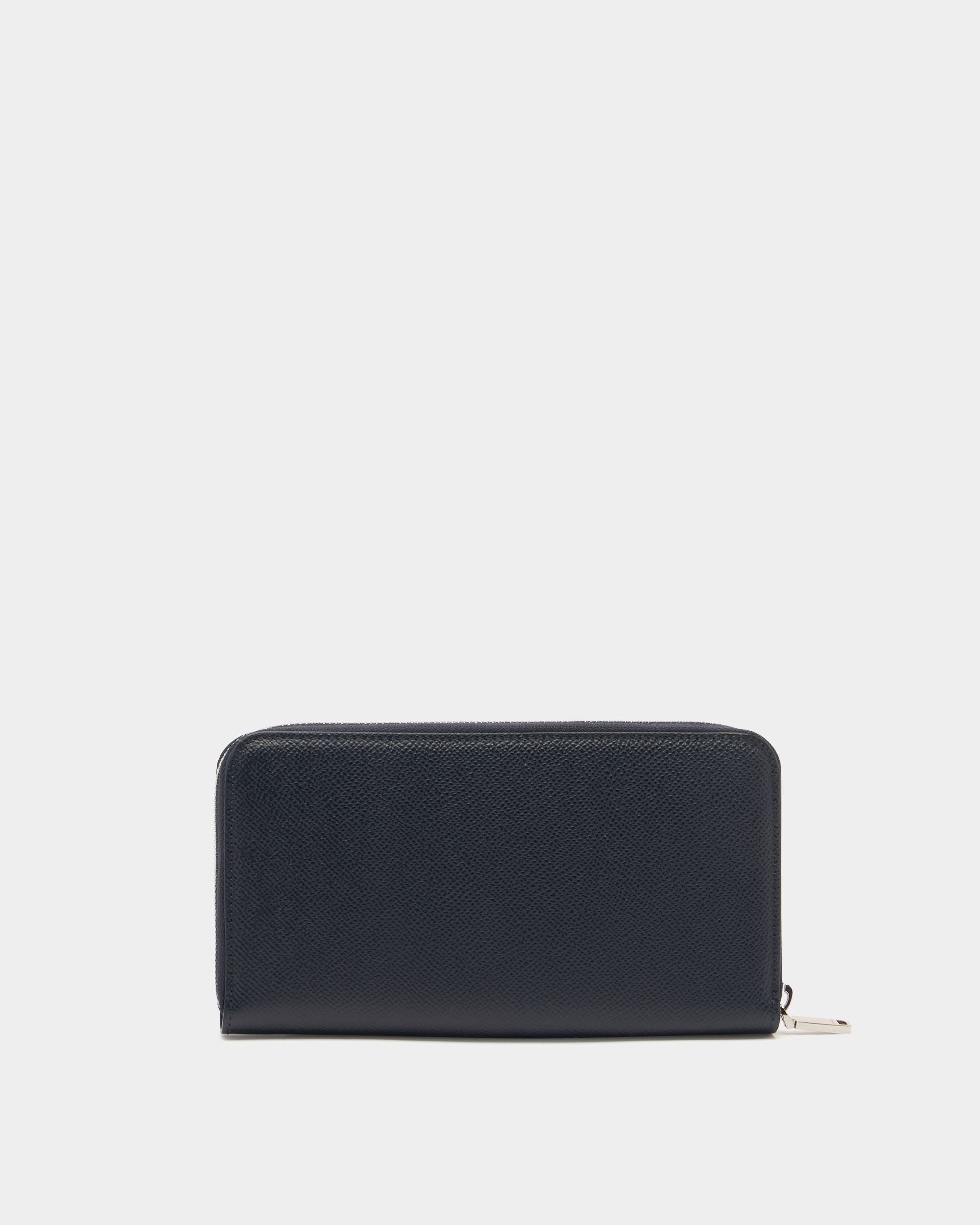 Bally Essential Geldbörse mit umlaufendem Reißverschluss aus genarbtem Leder in Marineblau