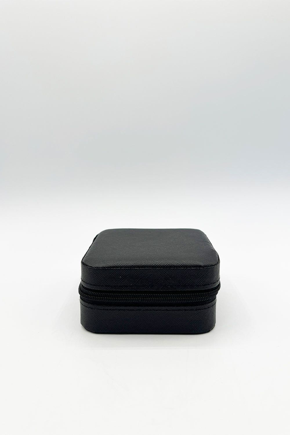 SVNX Travel Jewellery Box in Pink