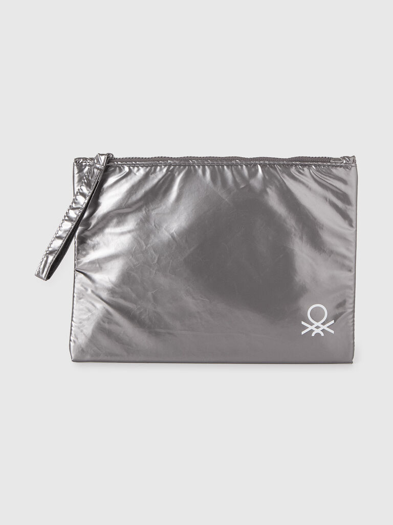 Small clutch with logo