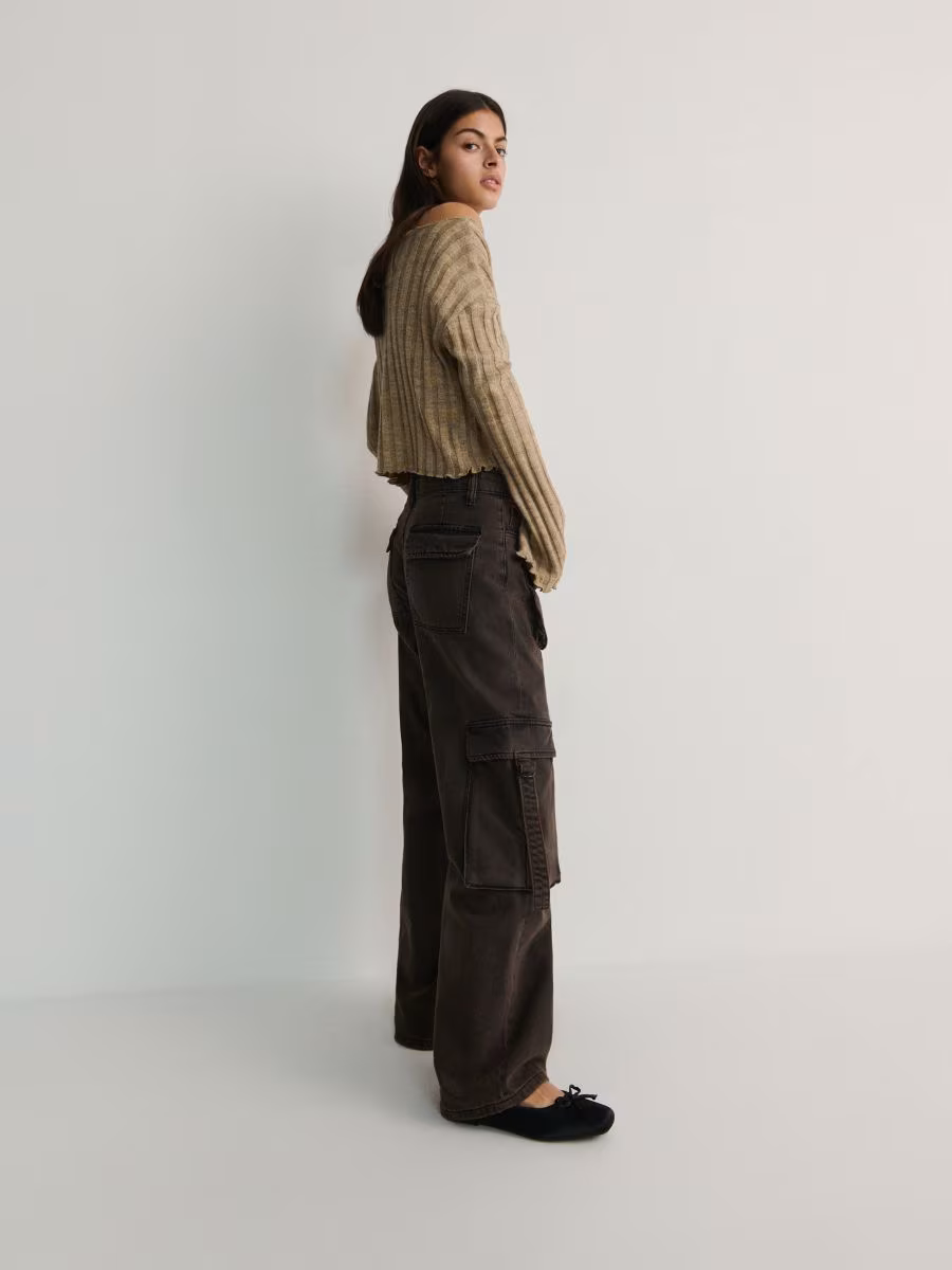 Jeans With Cargo Pockets
