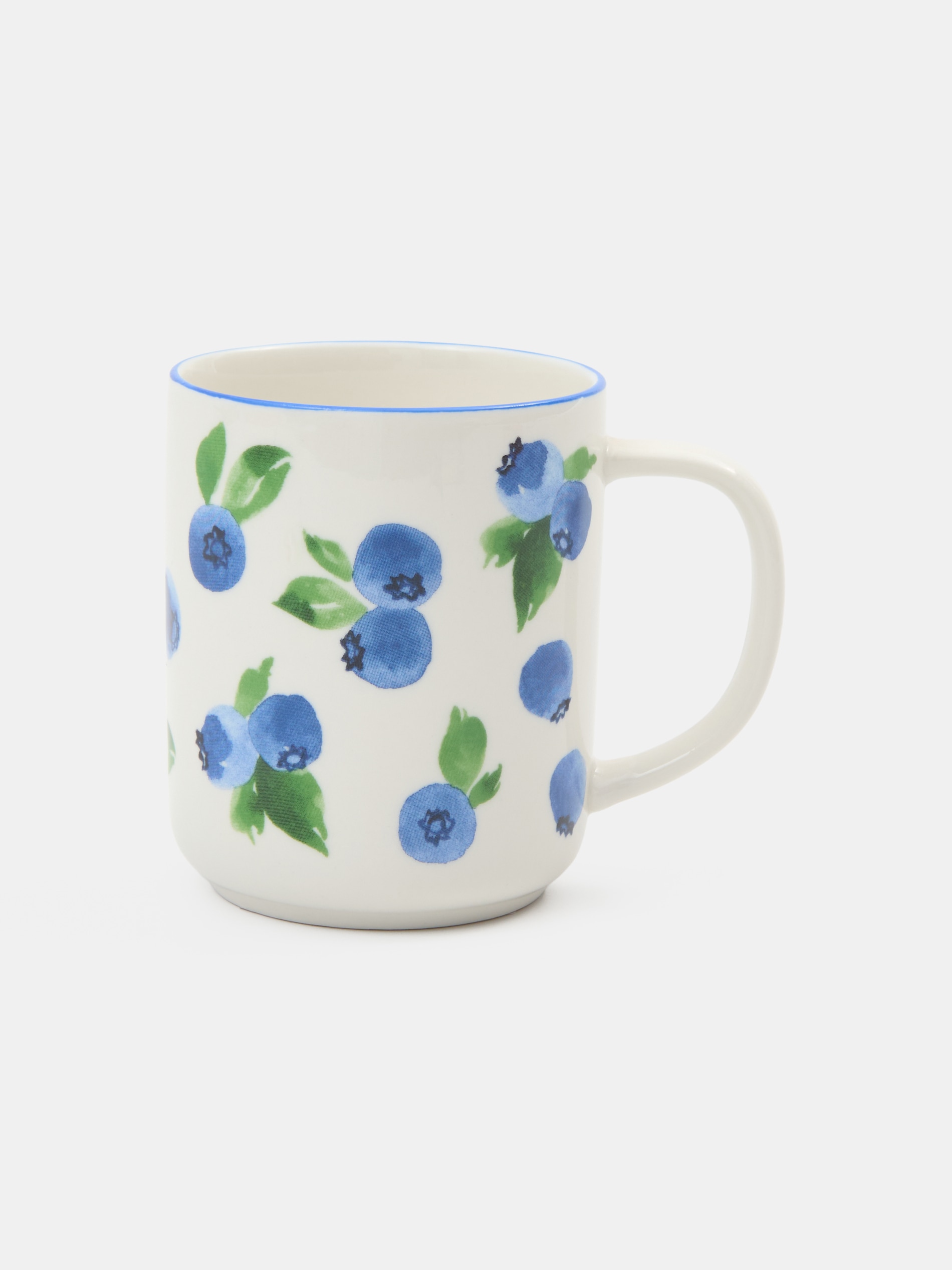 Ceramiczny kubek z motywem borówek