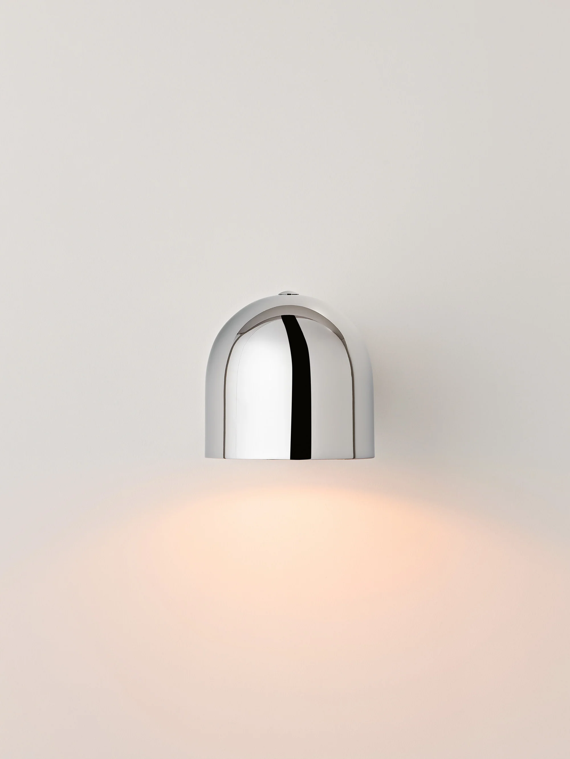 Wandleuchte Almo aus Metall