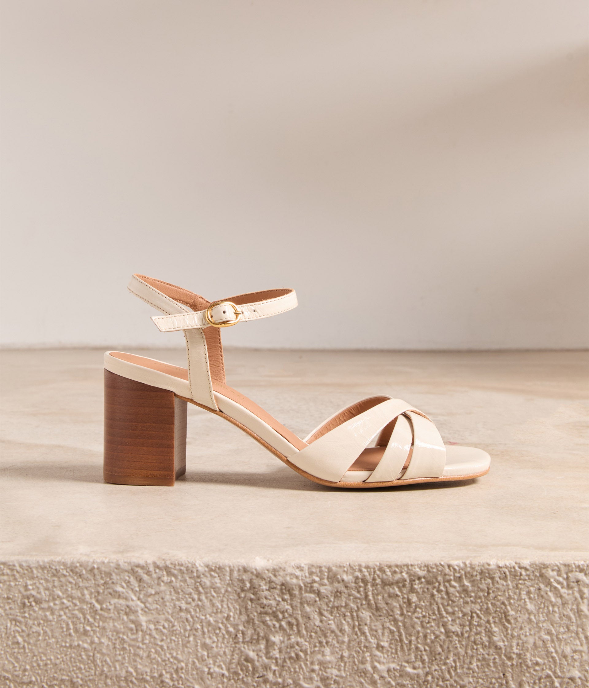 Sandales cuir écru Emanuela