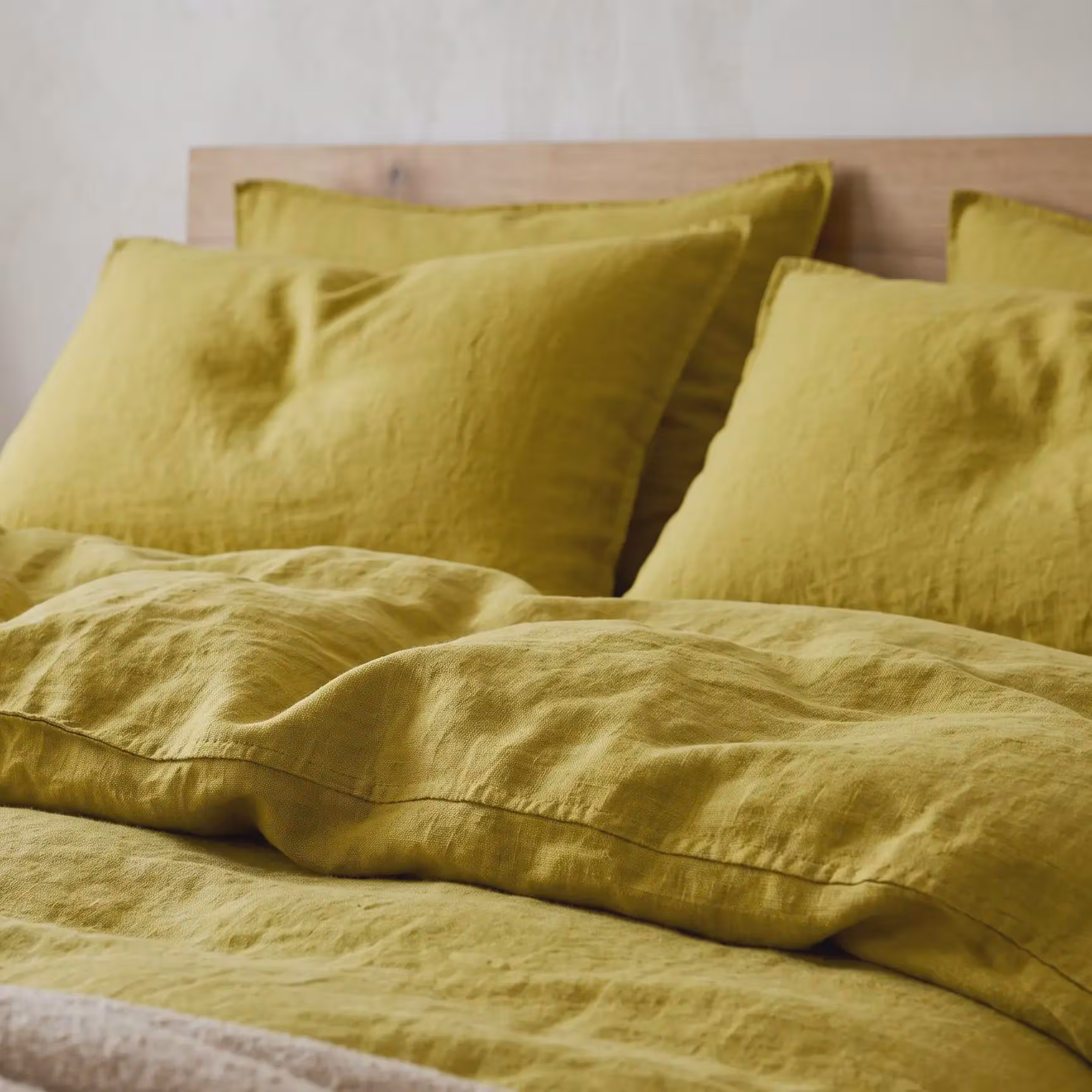 Chartreuse Linen Bedding Set • Fresh Green Duvet Cover • 100% Linen • Breathable Natural Fabric • Modern Accent Bedding • Custom Sizes