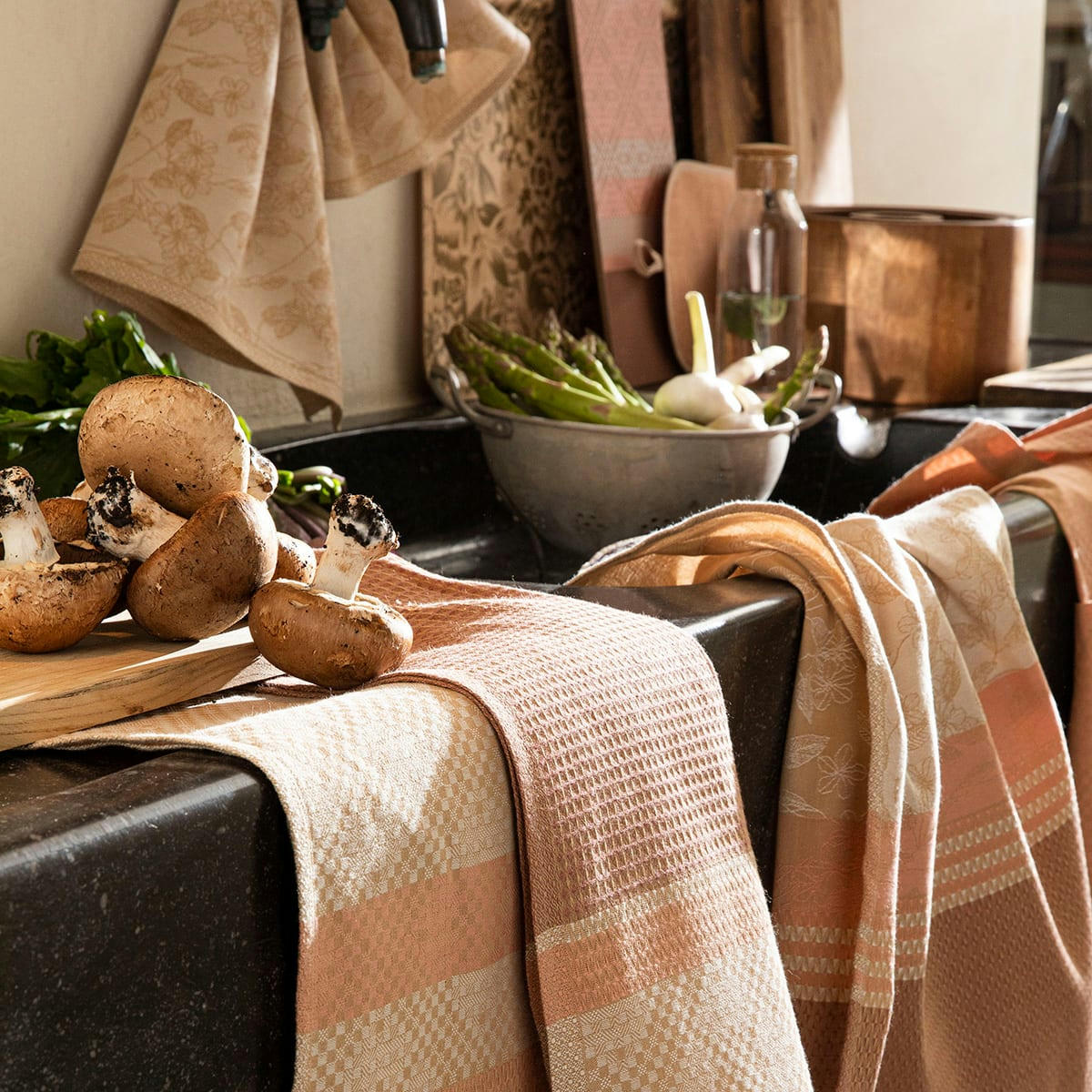 ESSENTIEL GRAPHIQUE - Torchon en coton terre 60 x 80