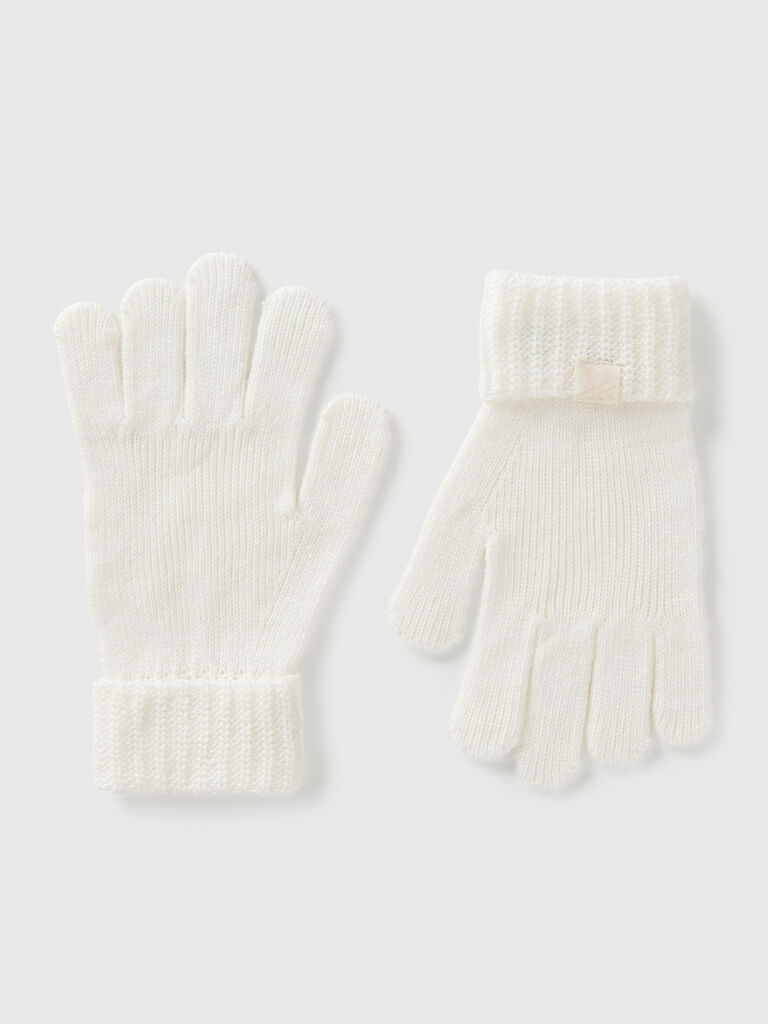 Knit gloves with logo