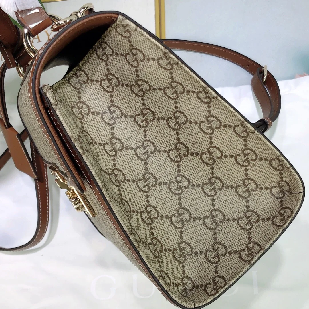 Gucci Padlock medium top handle bag (7A regular version)