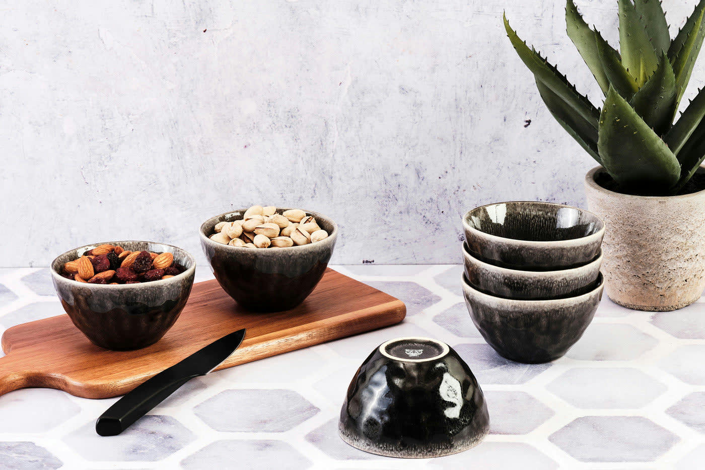 MOON - Lot de 6 petits bols en grès noir D11,5