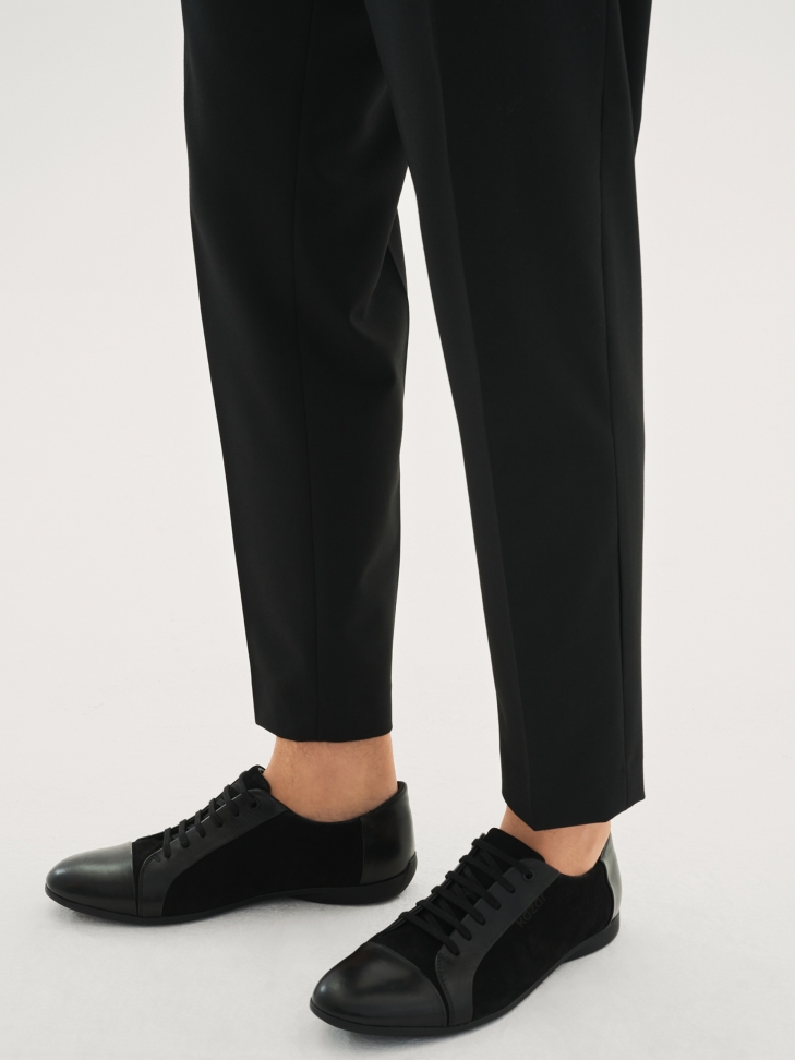 Men's black casual shoes