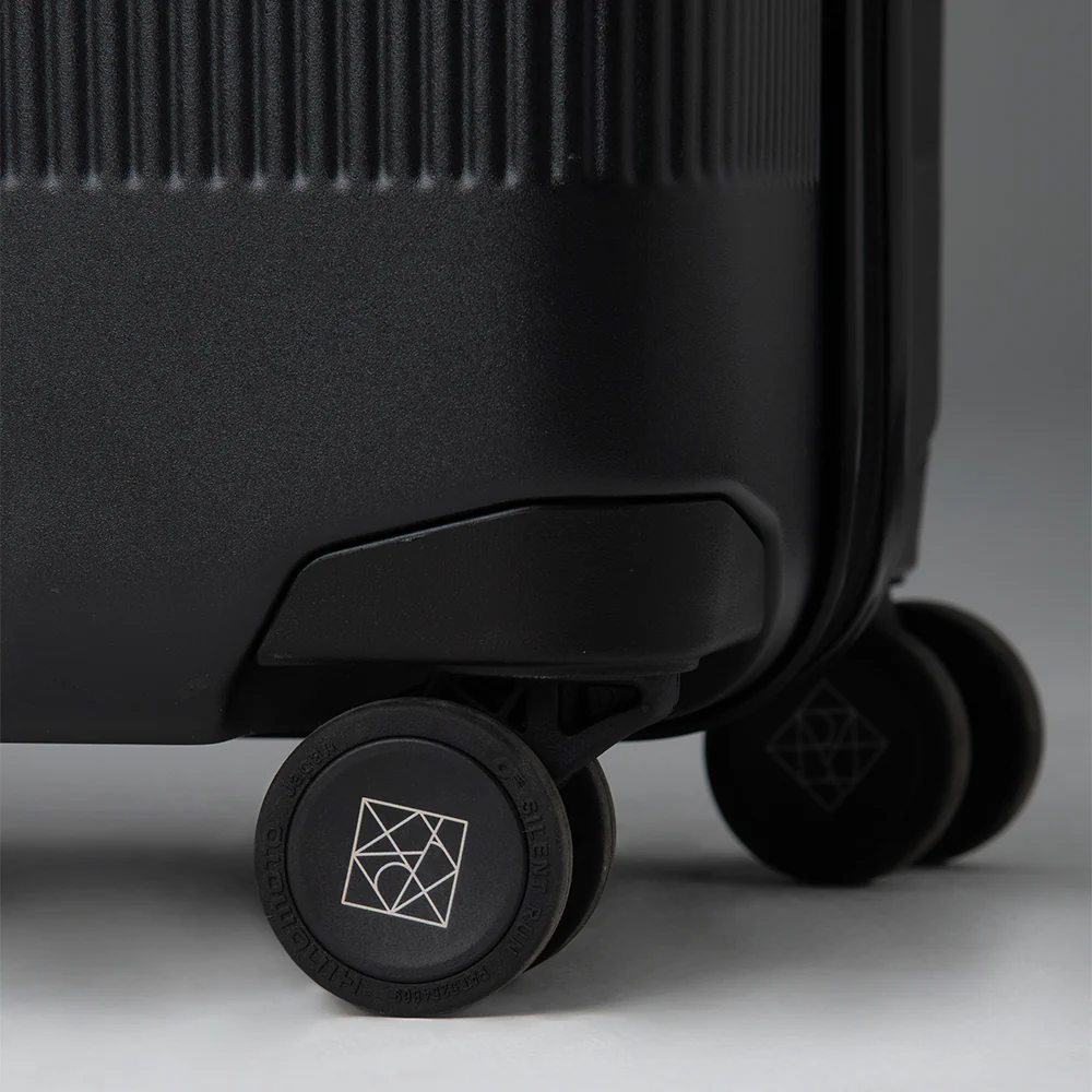 The Tokyo - Black Medium Check-In Suitcase