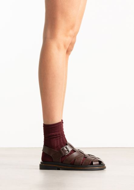 Donkerbruine leren sandalen