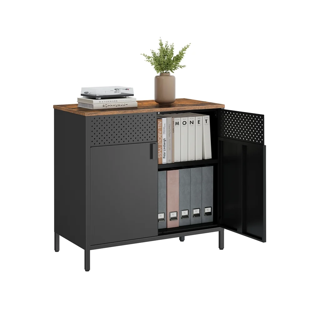 Sideboard aus Metall mit Türen