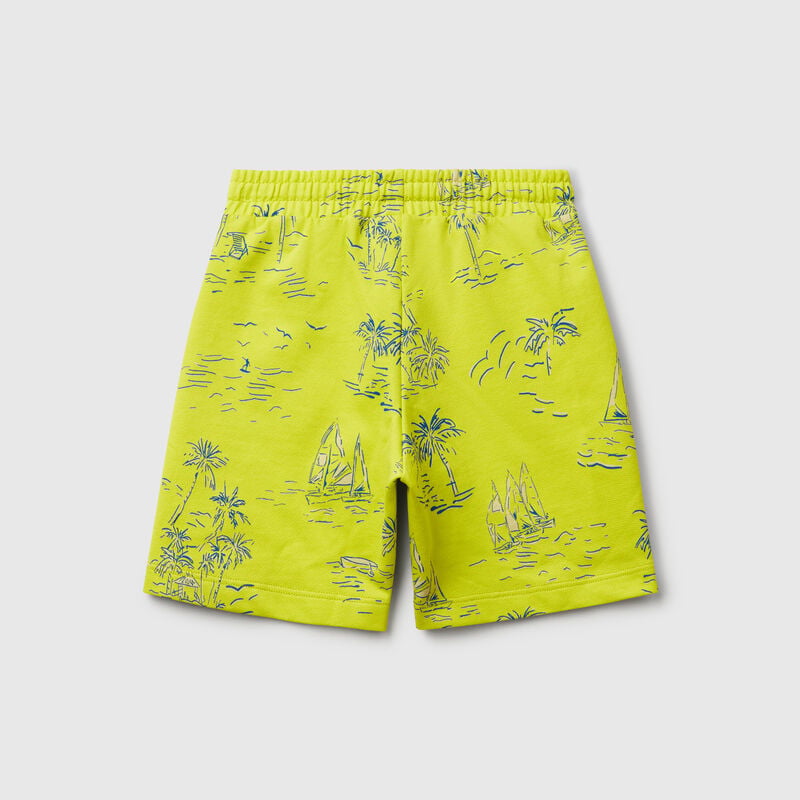 Shorts with beach print