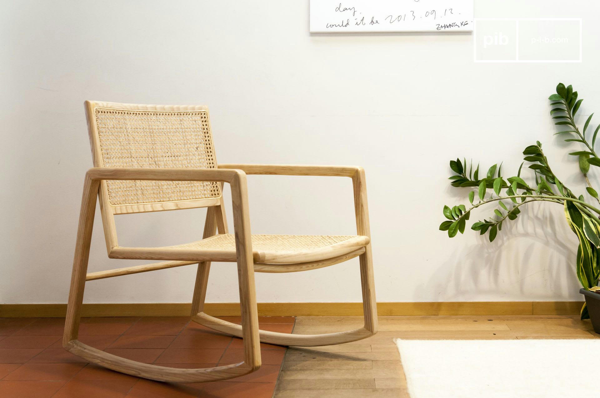 AKSEL - Rocking chair en cannage beige