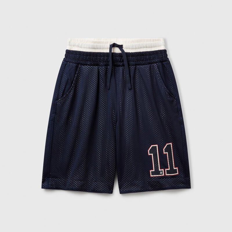 Basketball-style mesh bermuda shorts