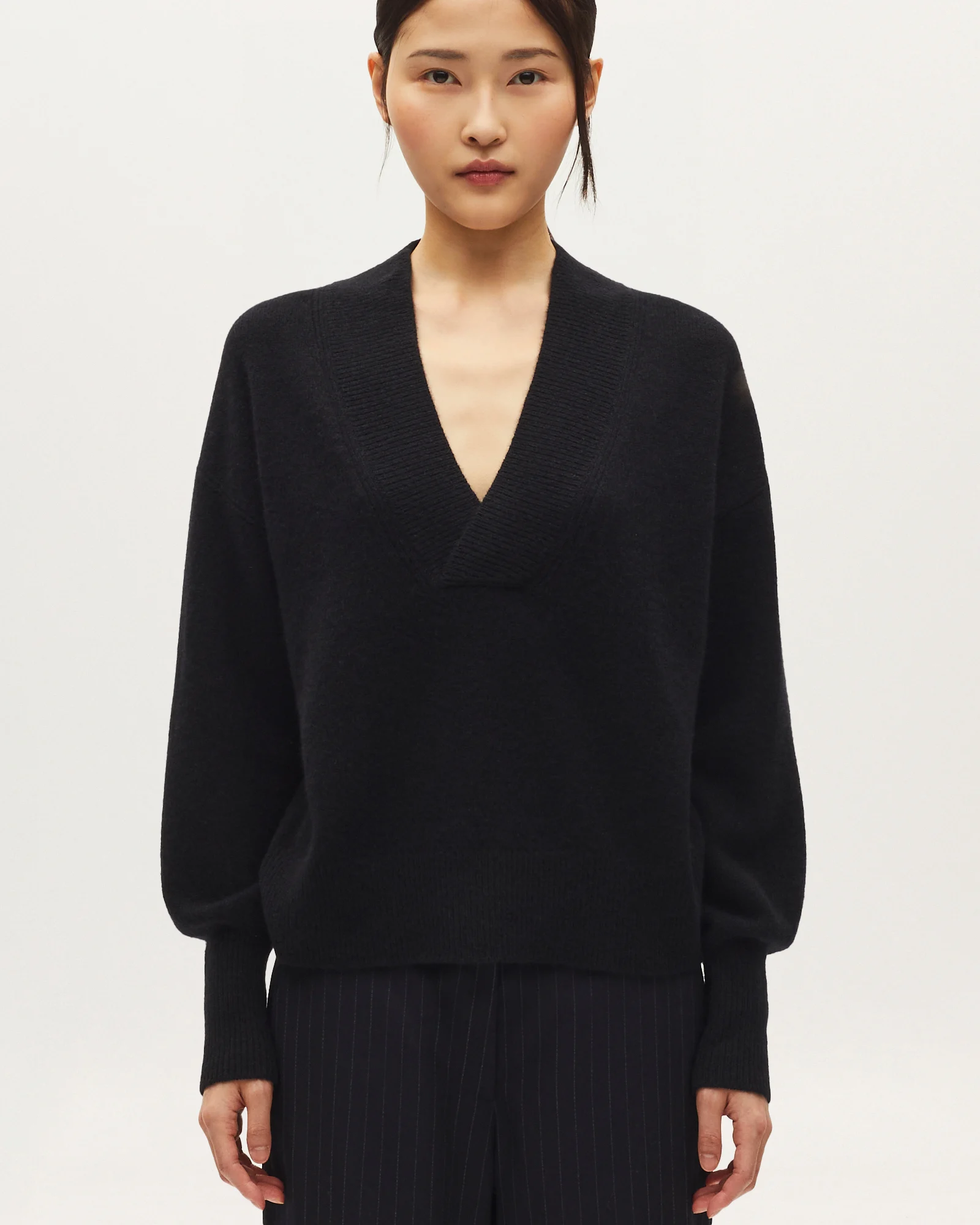 Pull col V en cachemire