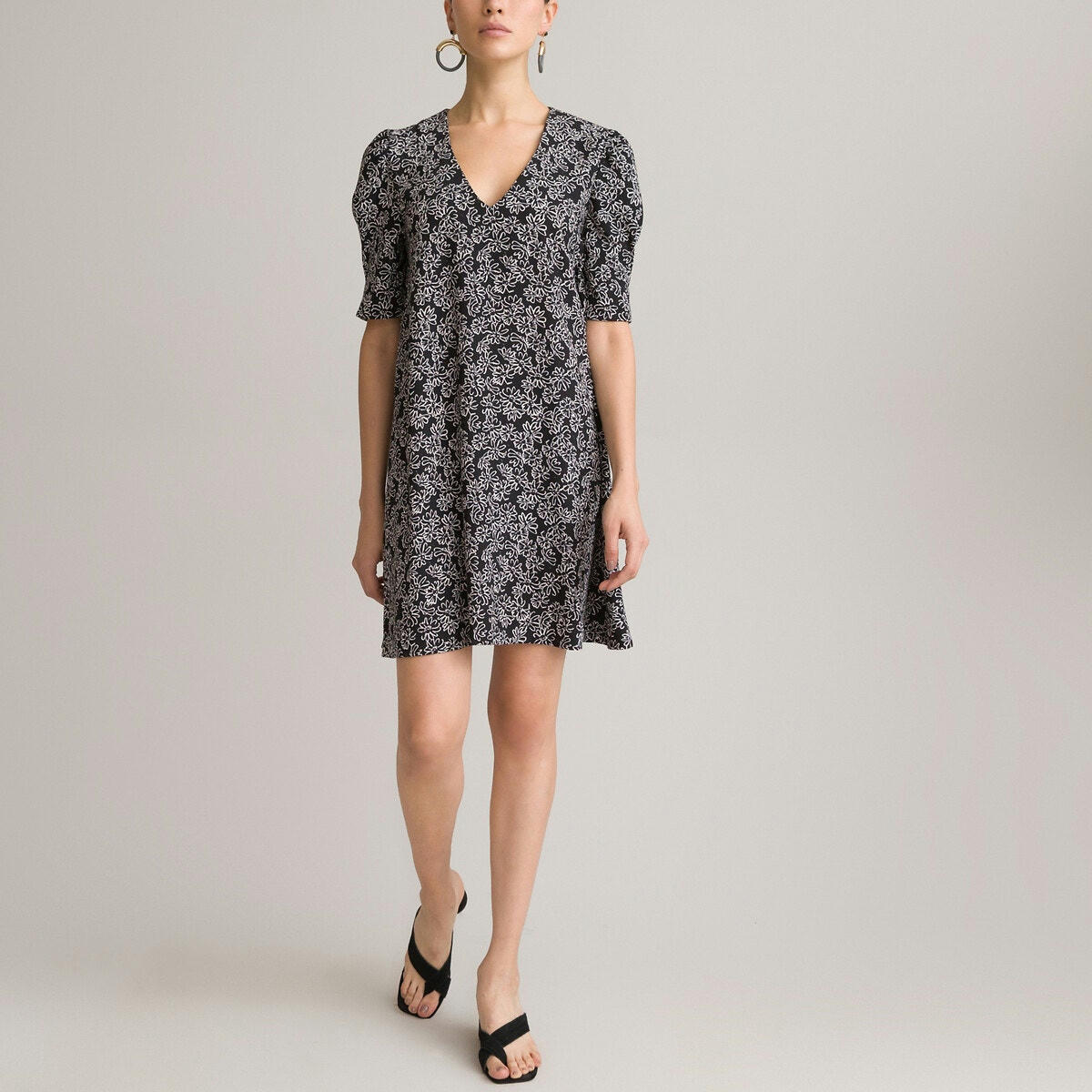Robe courte col V manches courtes imprimé floral