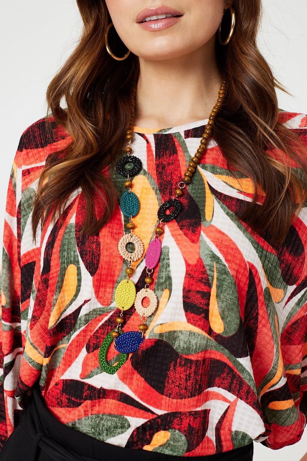 Izabel London Printed Oversized Top with Necklace
