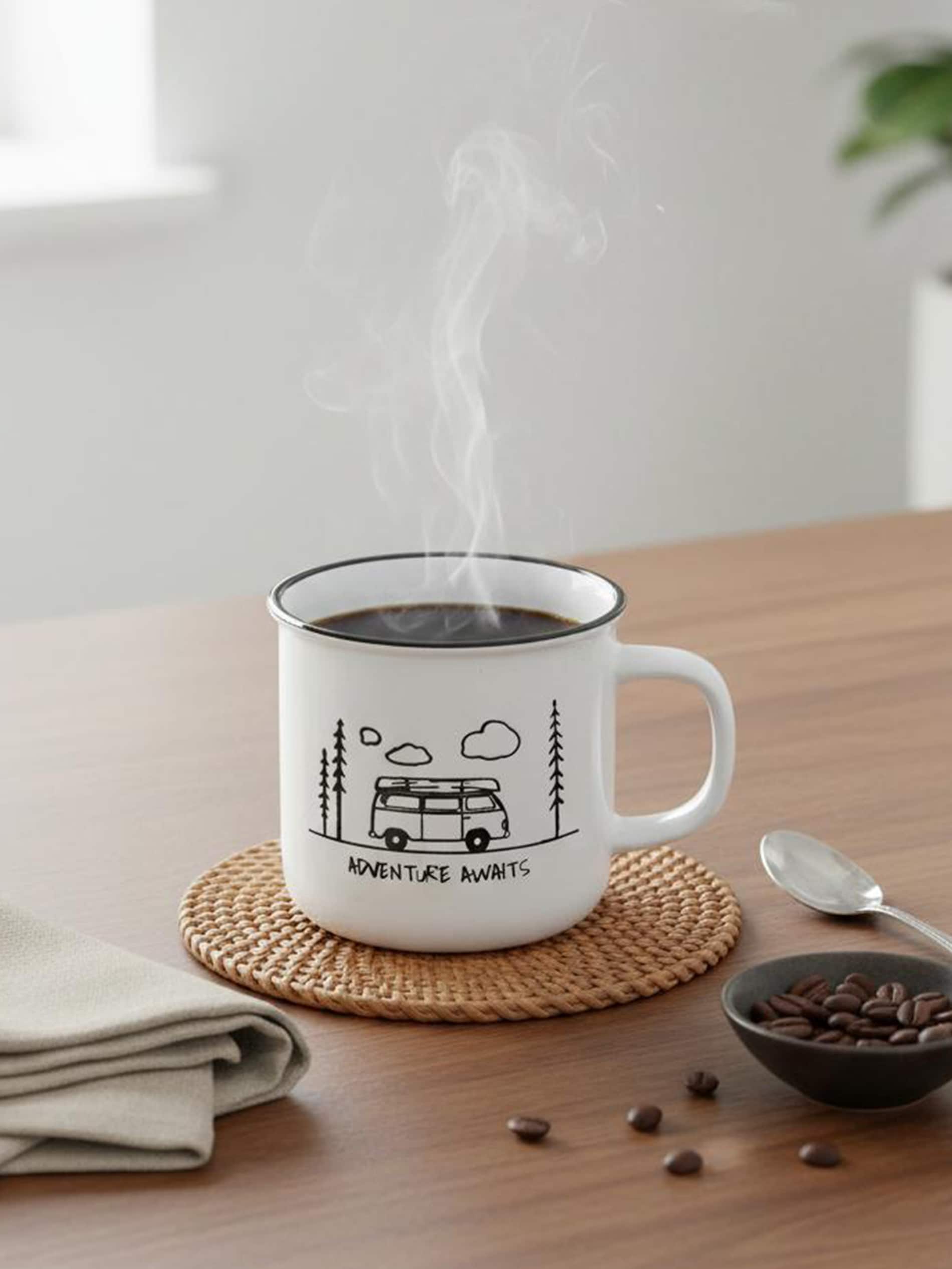 Ceramiczny kubek z motywem podróżniczym