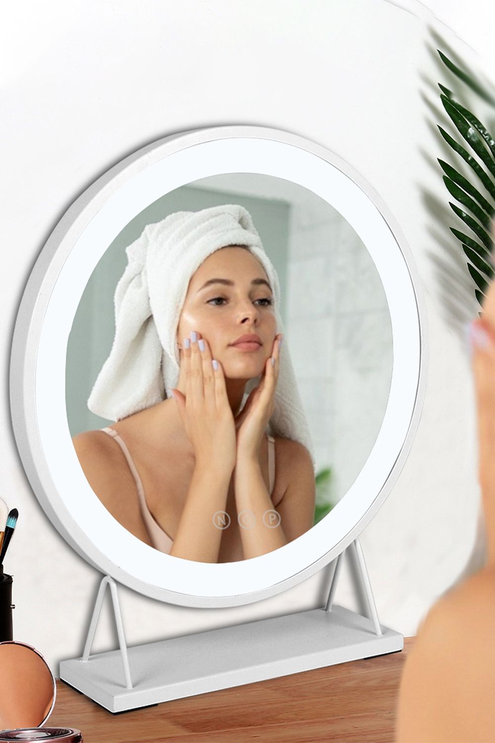 Living and Home Hollywood Makeup Mirror 3 Color Modes with LED Lights Desktop Round Vanity Mirror