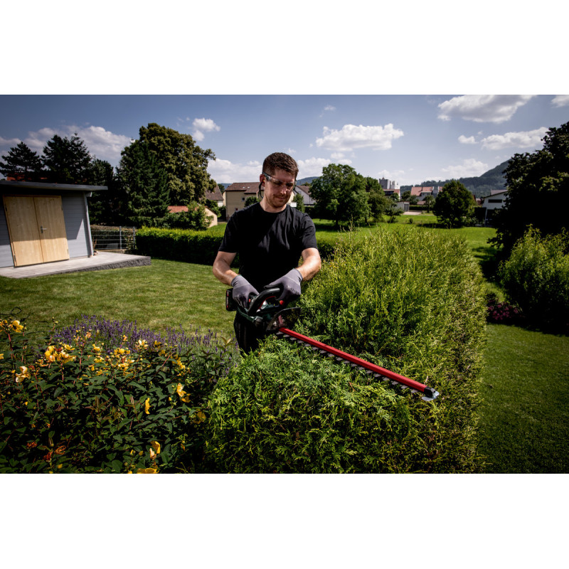 Taille-haie sur batterie HS 18 LTX 55 18 V 55 cm 2 x 2 Ah METABO