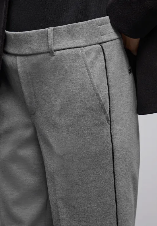 Melange Chino mit Tape