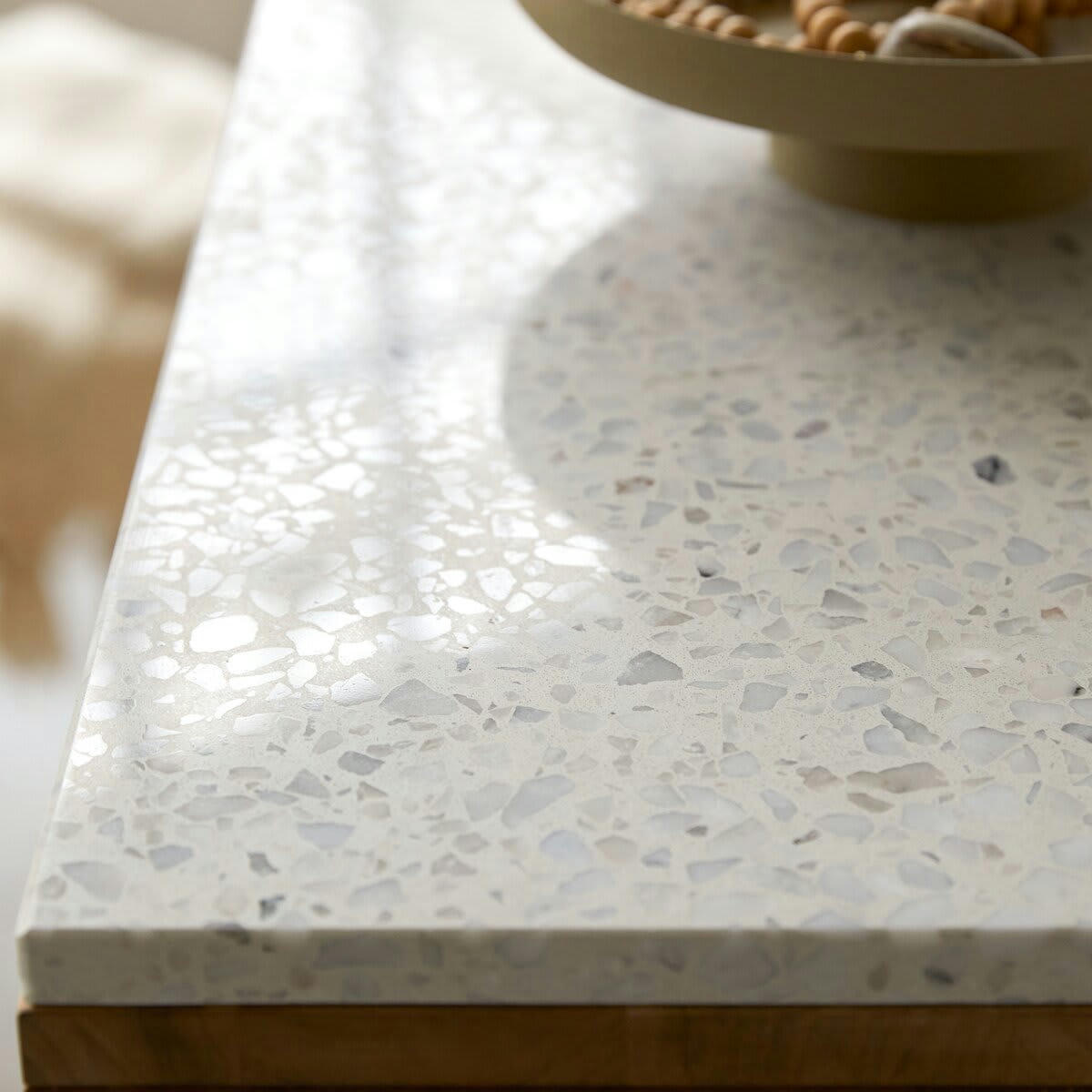 MIHO - Console en teck et terrazzo premium blanc