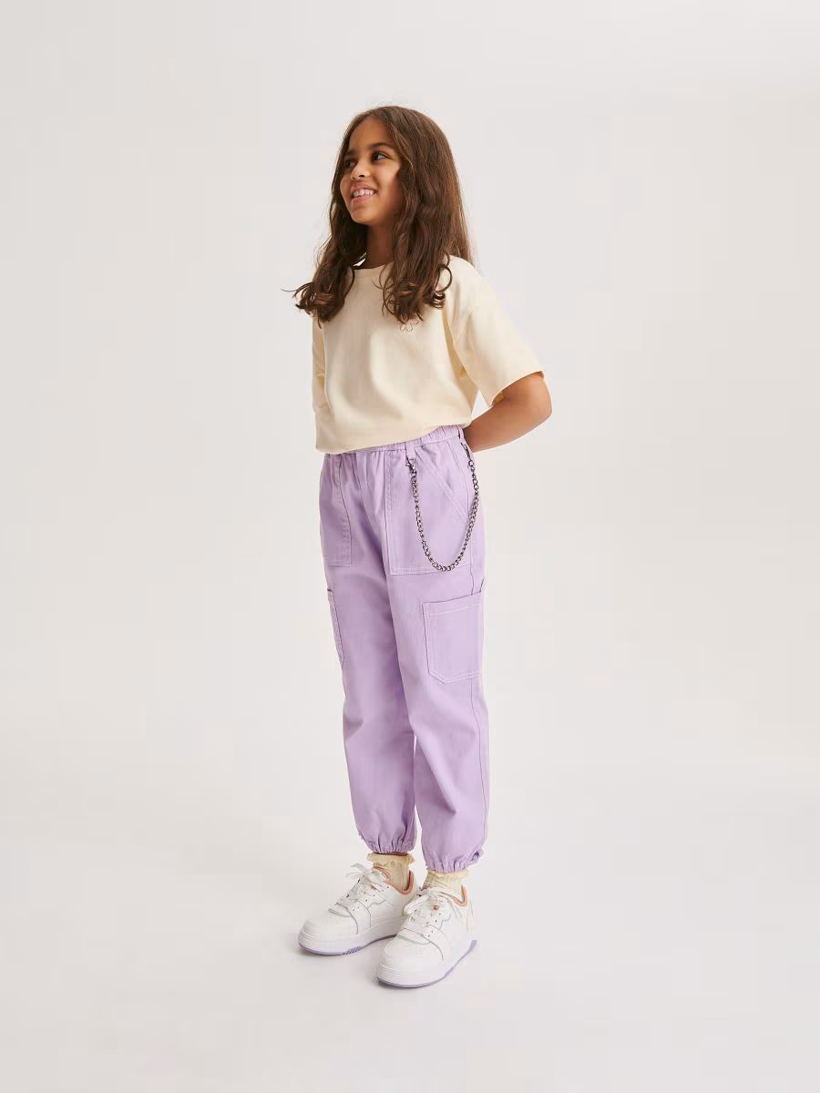 Trousers With Chain Detail