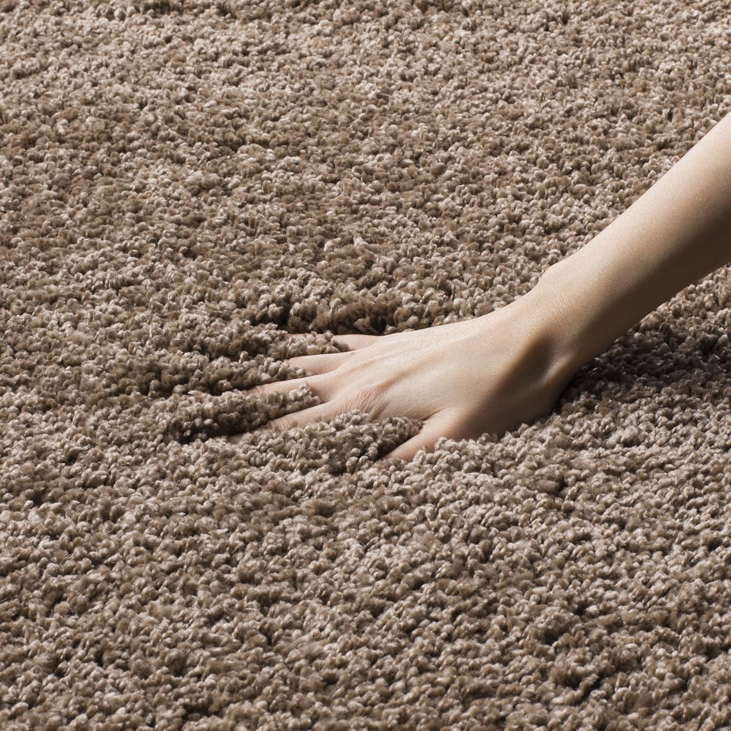 SAFAVIEH Milan Shag Collection Area Rug - 6' x 9', Dark Beige, Solid Design, Non-Shedding & Easy to Clean, Plush Thick Pile, Ideal for Living Room, Bedroom (SG180-1414)