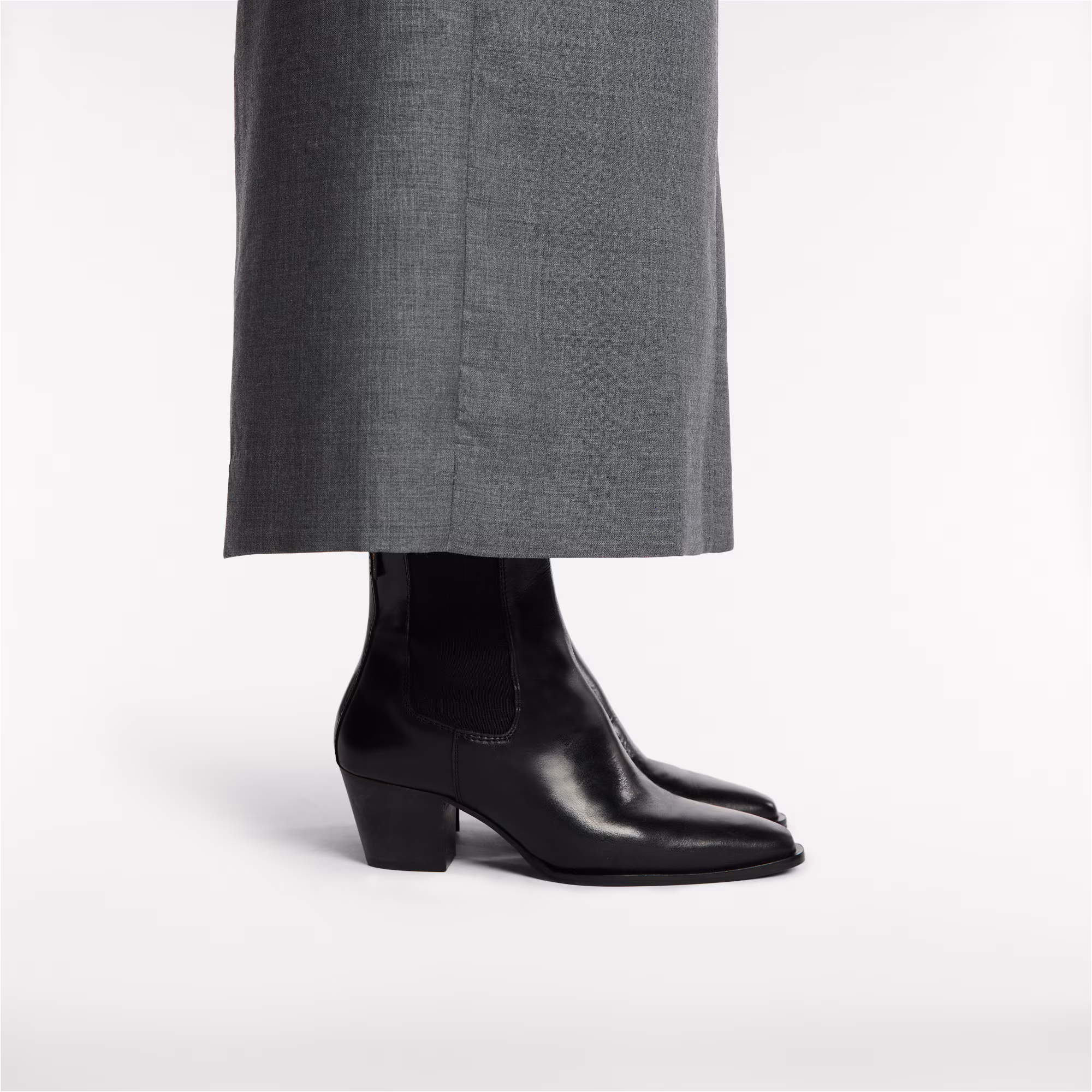 Calle<br>Western Chelsea Boot