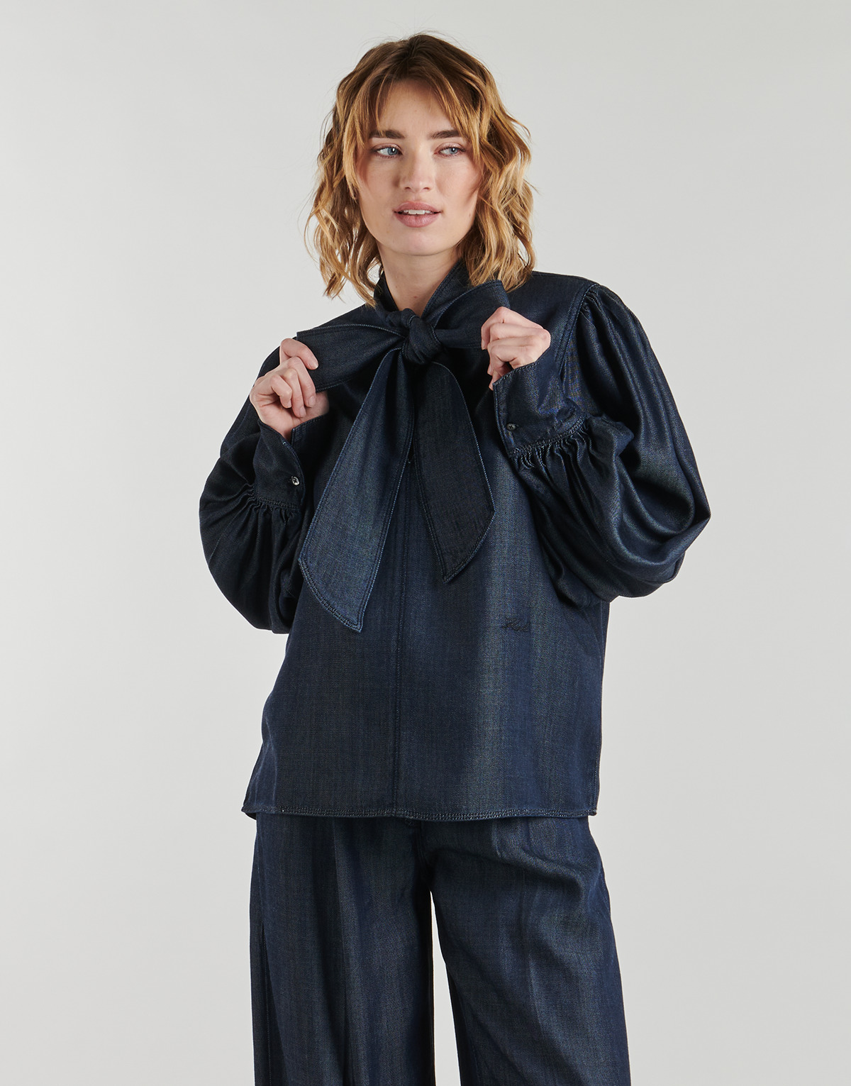 Karl Lagerfeld - FLUID DENIM BLOUSE - Blue / Denim / Dark