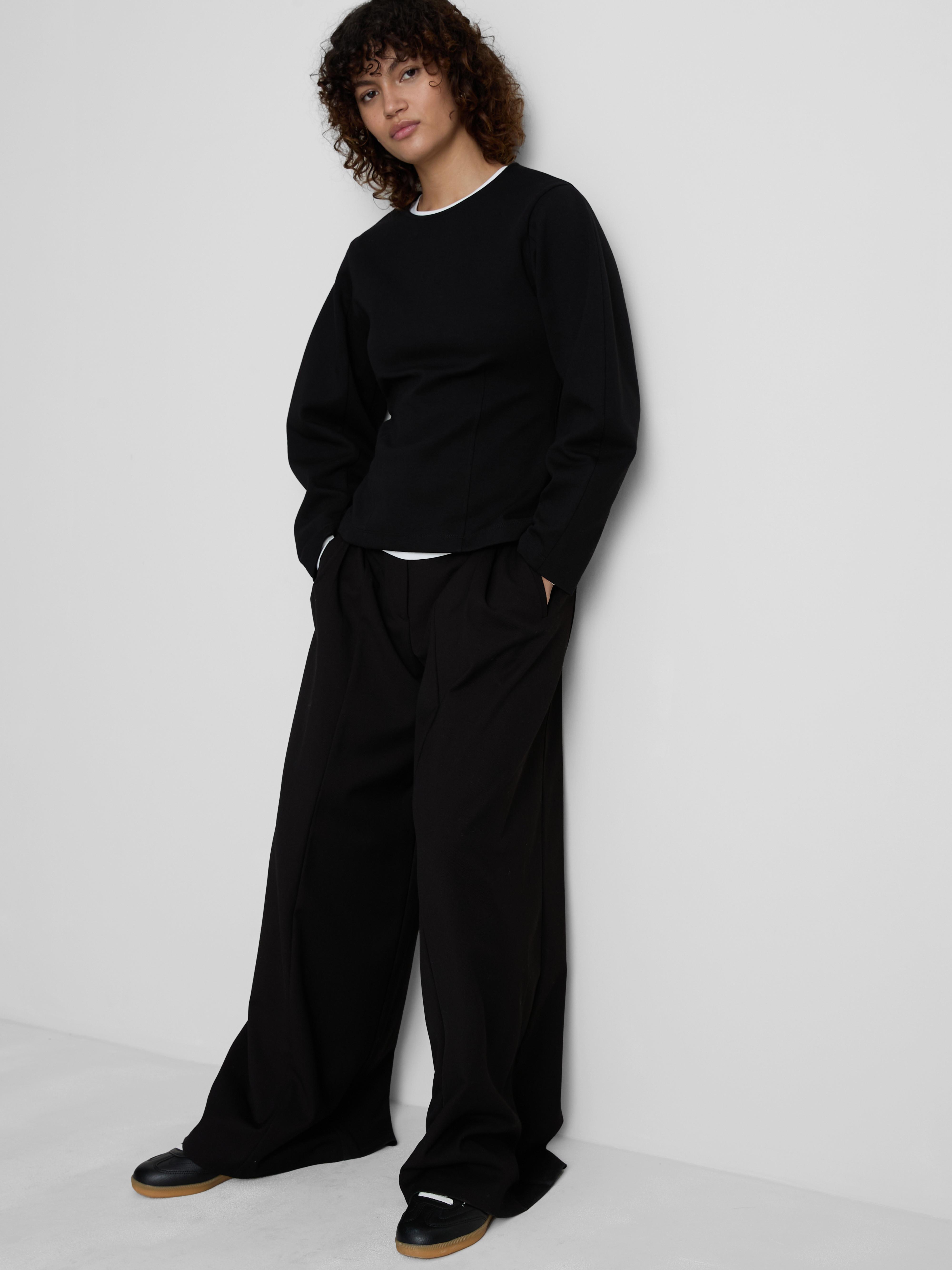 Long Sleeve Cinched Waist Tee