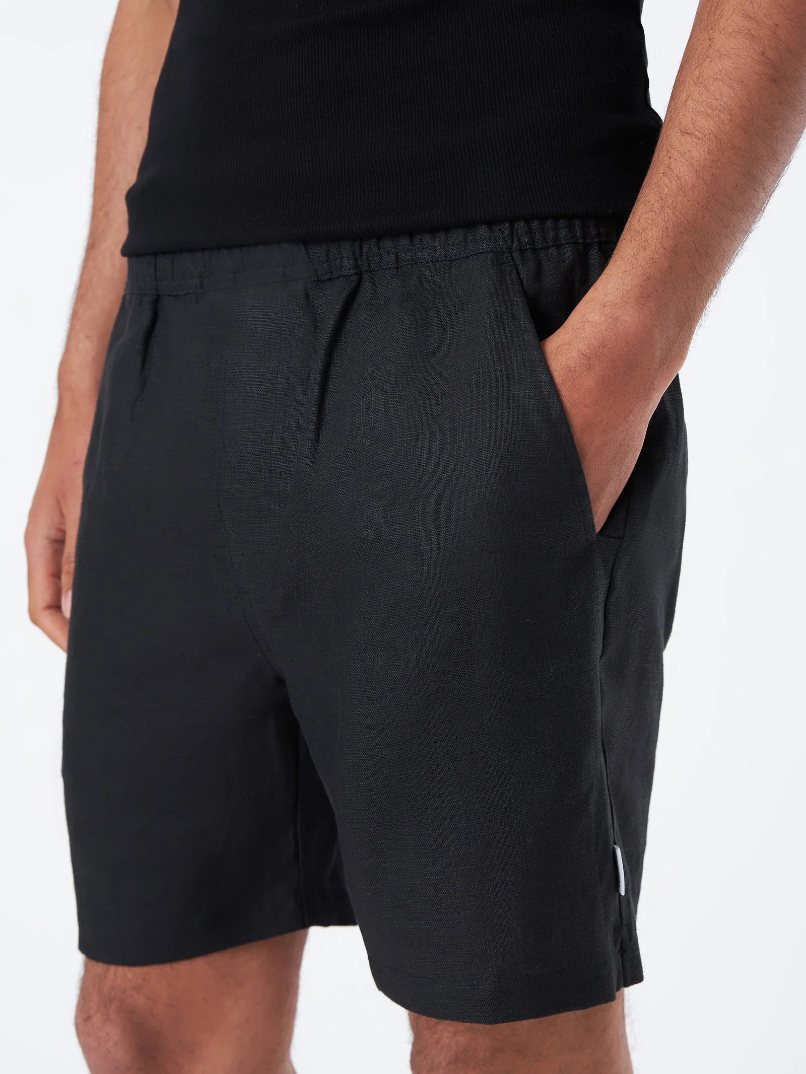 Luca Linen Short