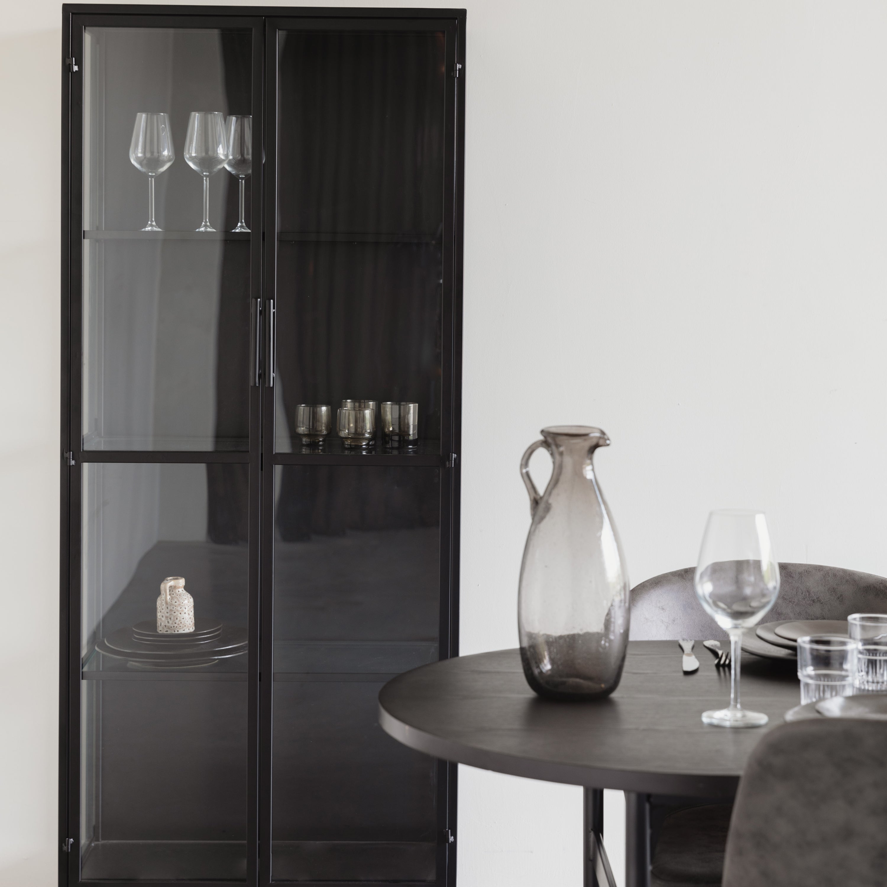 by fonQ Elvis Vitrinekast - L