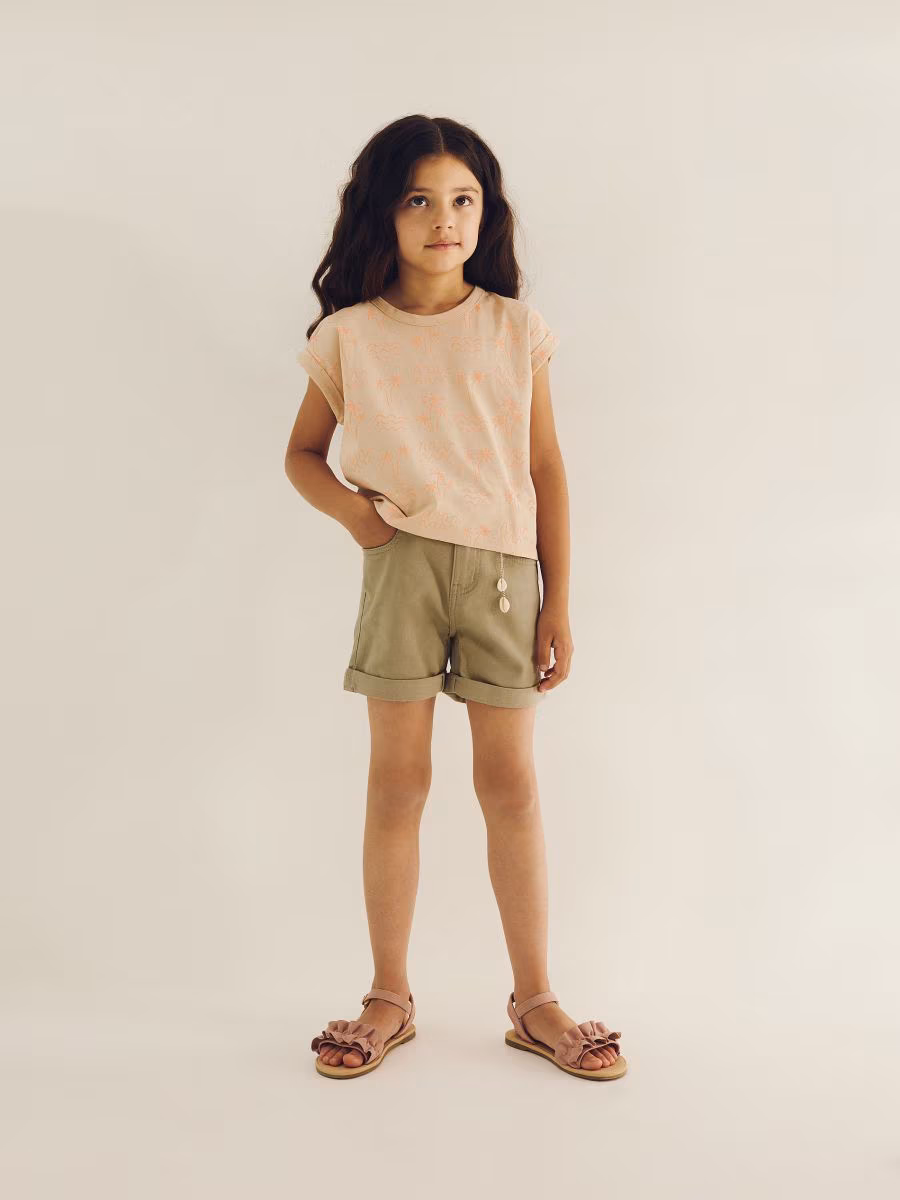 Shorts With Chain Detail